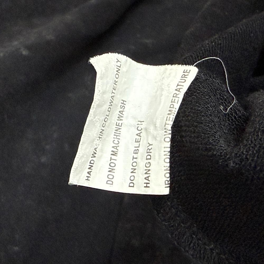Solitaire Womens Size M Embellished Crew Neck Indie Long Sleeve Washed Black Top - Picture 8 of 8